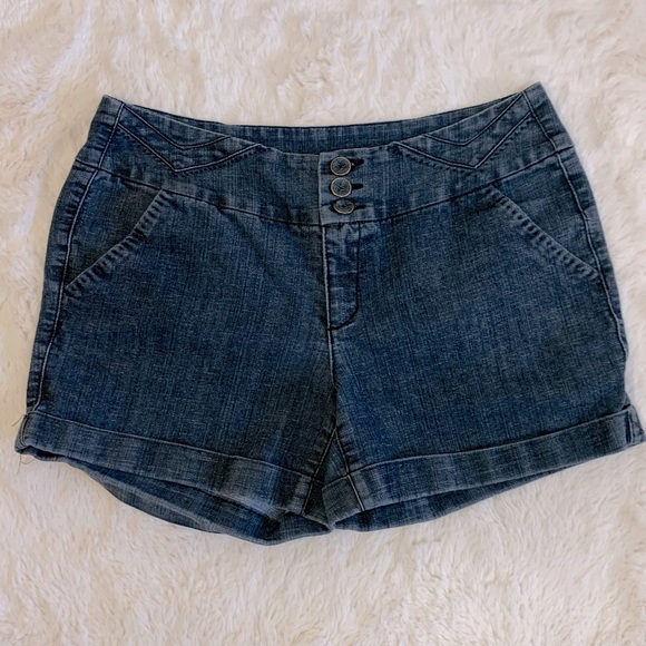 Maurices Womens Jean Shorts 